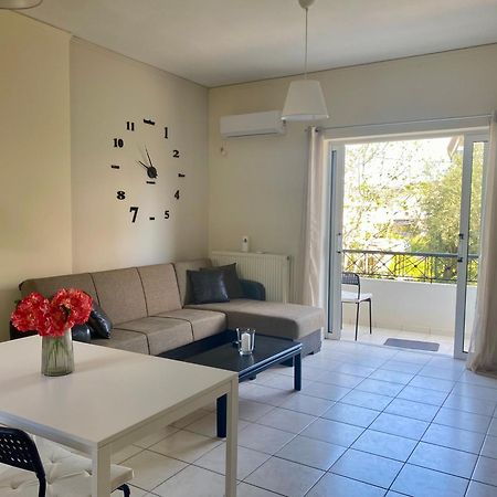 Nav Apart, Salamina Paloukia Exteriör bild